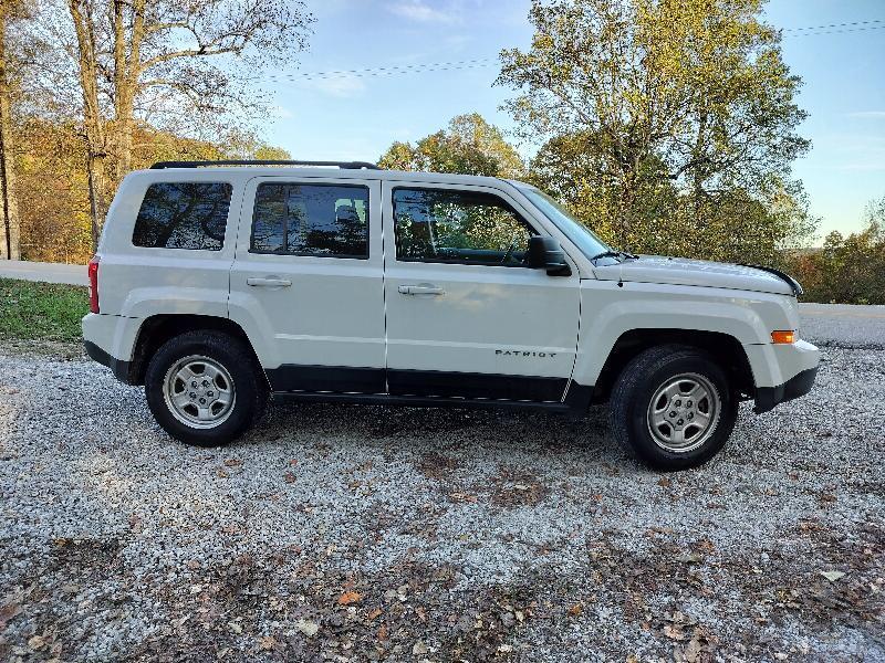 Jeep Patriot Sport 2WD 2016