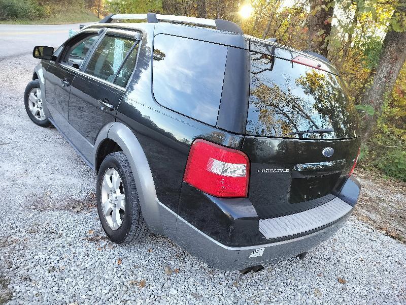 Ford Freestyle SEL FWD 2007
