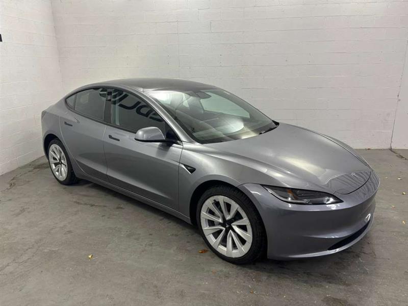 Tesla Model 3 Long Range 2025