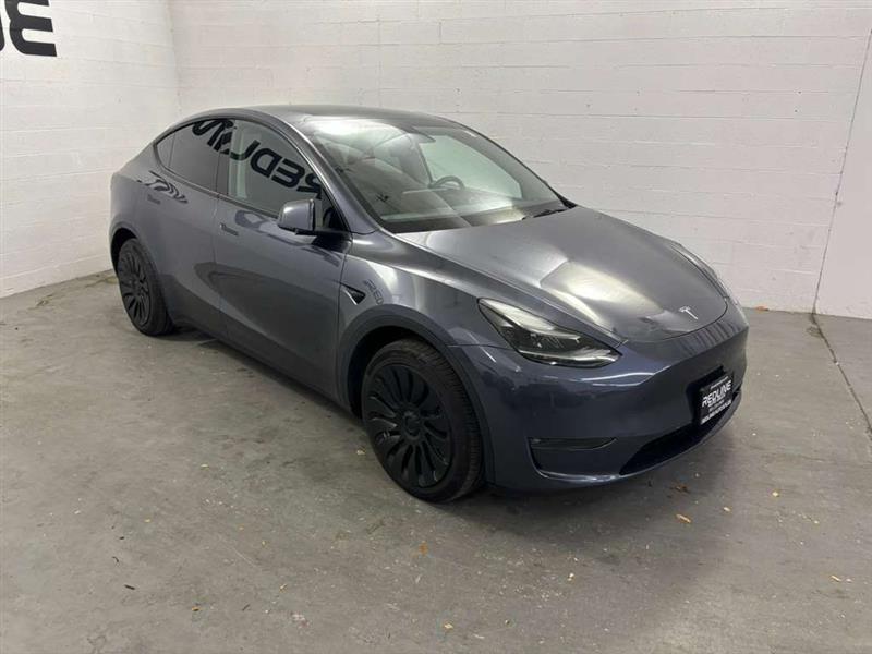 Tesla Model Y Long Range AWD 2023