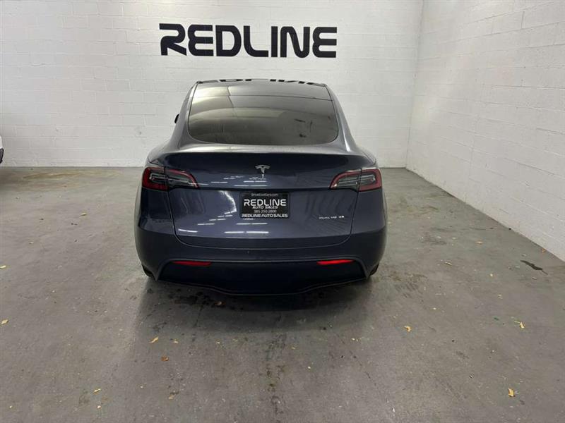 Tesla Model Y Long Range AWD 2023