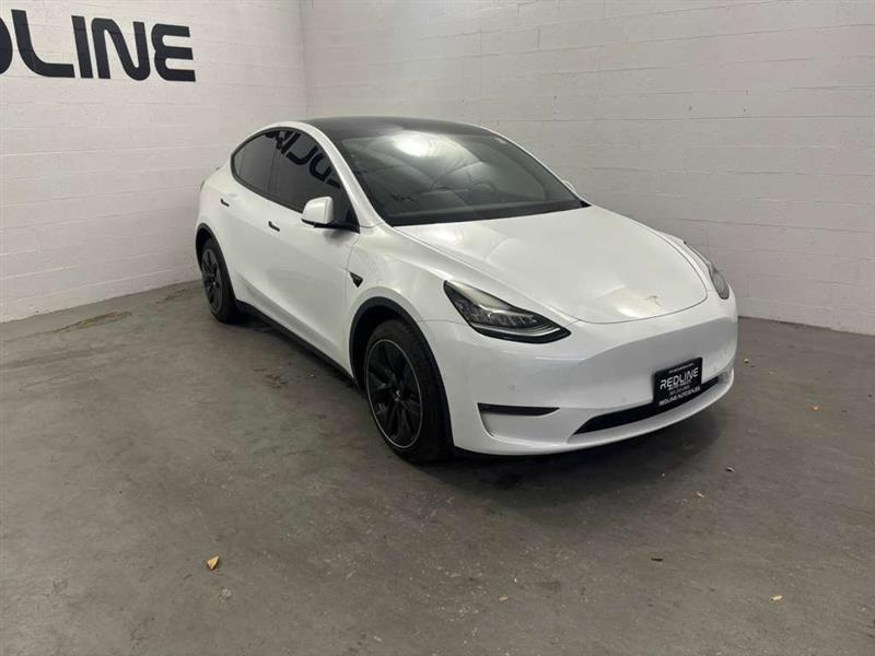 Tesla Model Y  2021