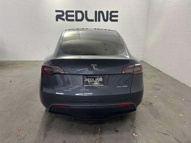 Tesla Model Y Long Range AWD 2023