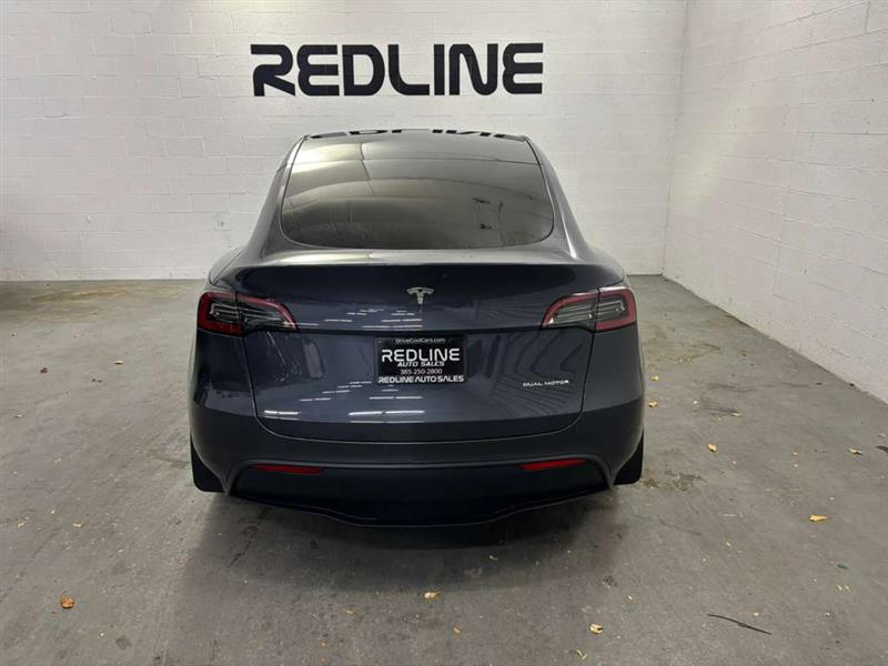 Tesla Model Y Long Range AWD 2023