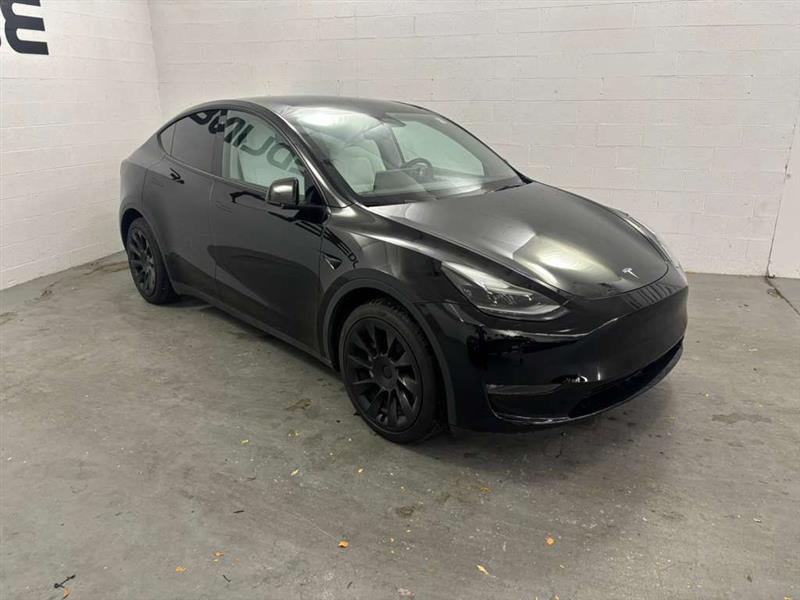 Tesla Model Y Long Range AWD 2023