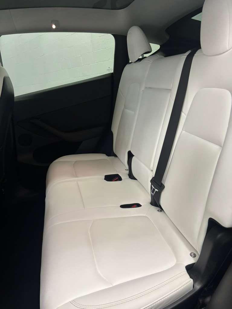 Tesla Model Y Long Range AWD 2023