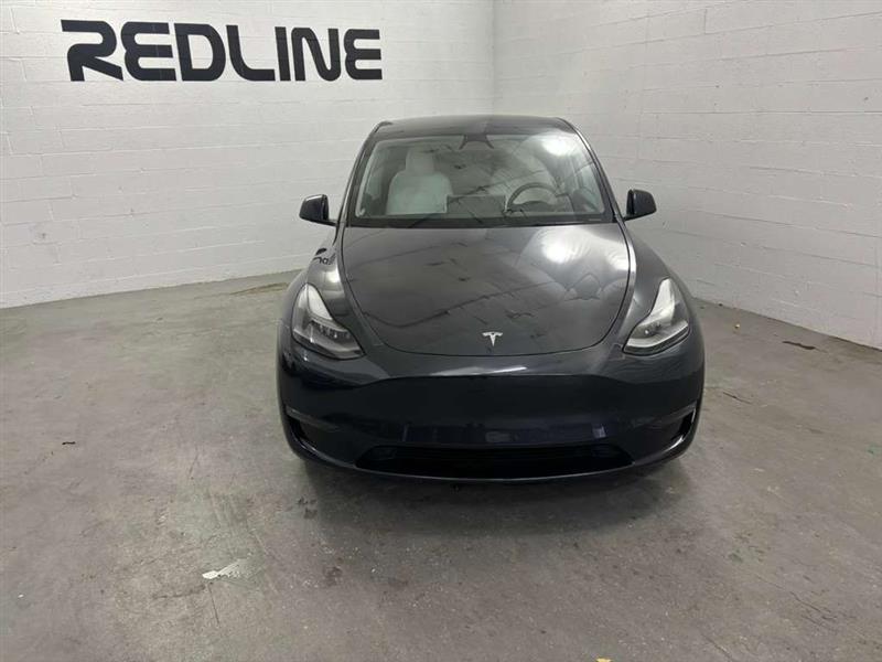 Tesla Model Y Long Range AWD 2024