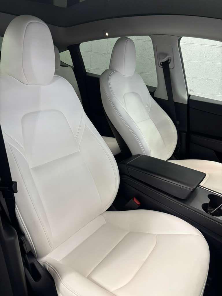 Tesla Model Y Long Range AWD 2024