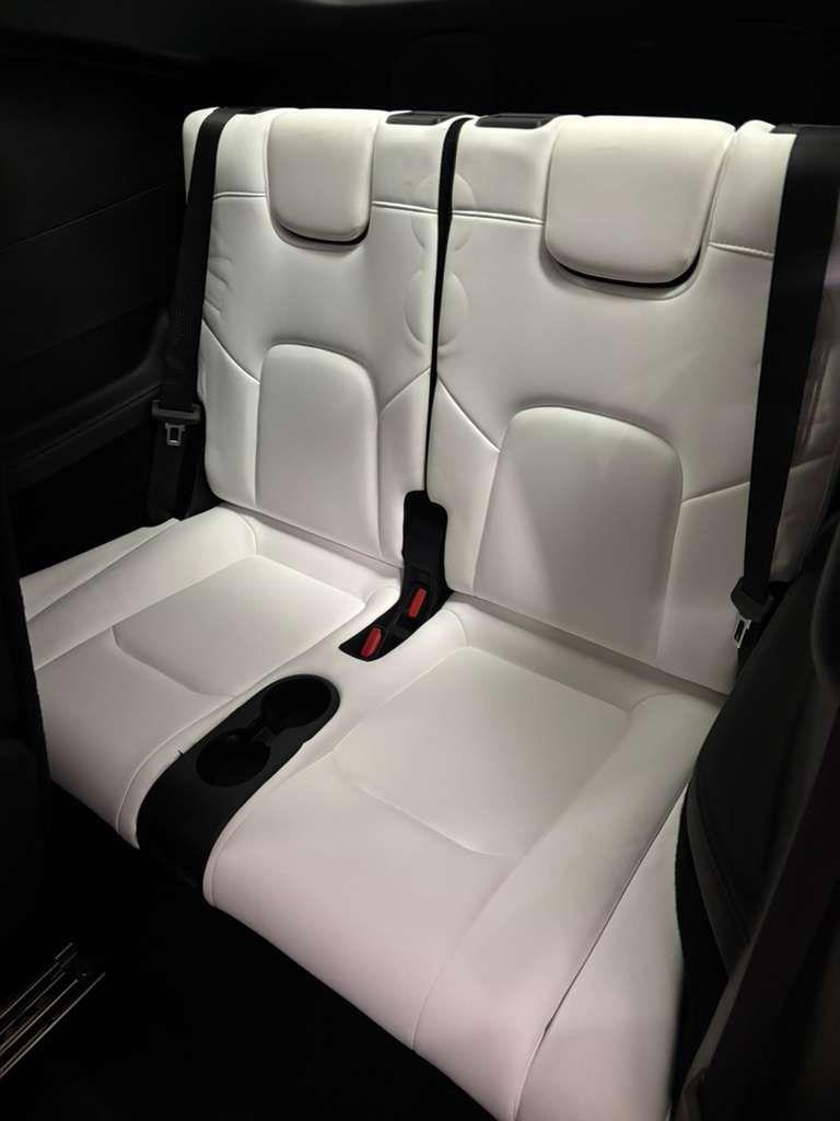 Tesla Model Y Long Range AWD 2024