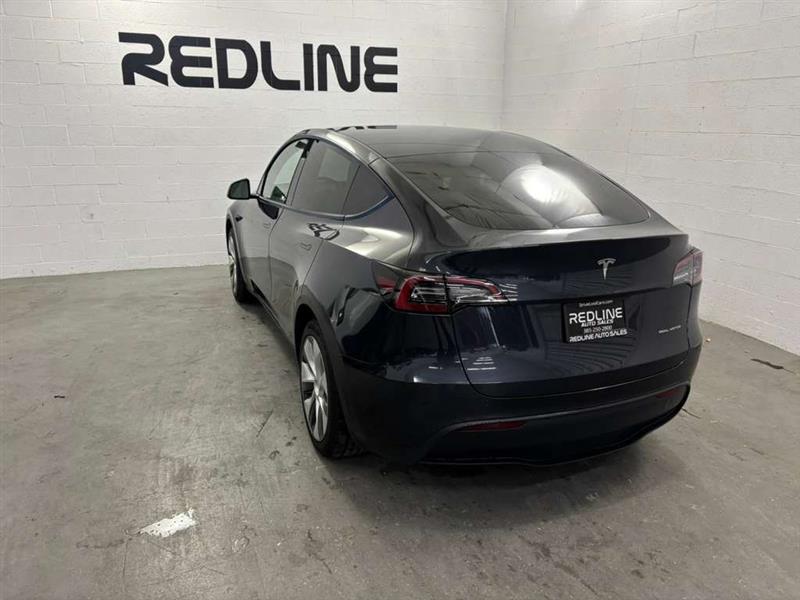 Tesla Model Y Long Range AWD 2024