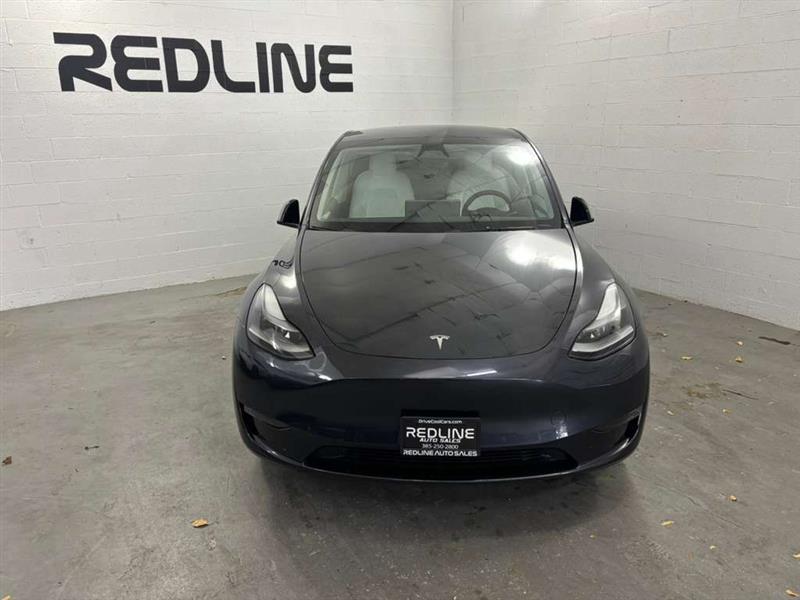 Tesla Model Y Long Range AWD 2024