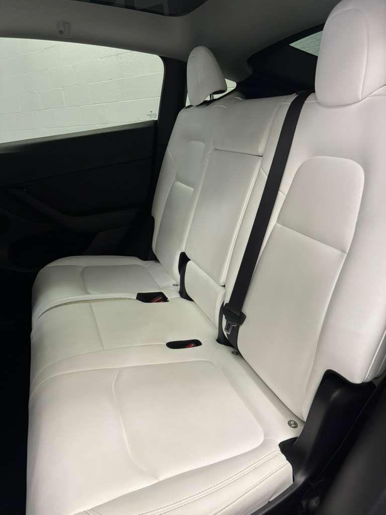 Tesla Model Y Long Range AWD 2024