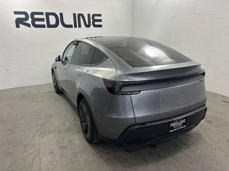 Tesla Model Y Long Range 2026