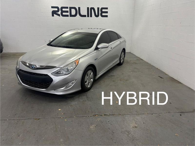 Hyundai Sonata Hybrid Sedan 2012