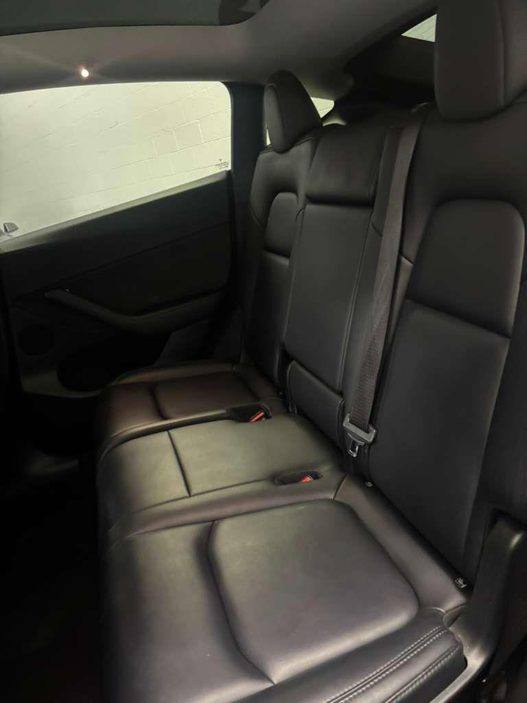 Tesla Model Y Long Range AWD 2023