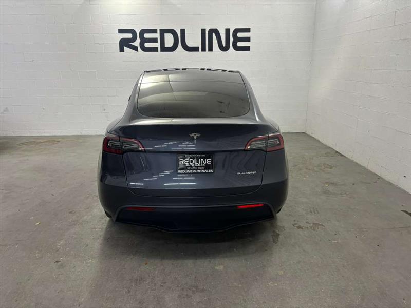 Tesla Model Y Long Range AWD 2023