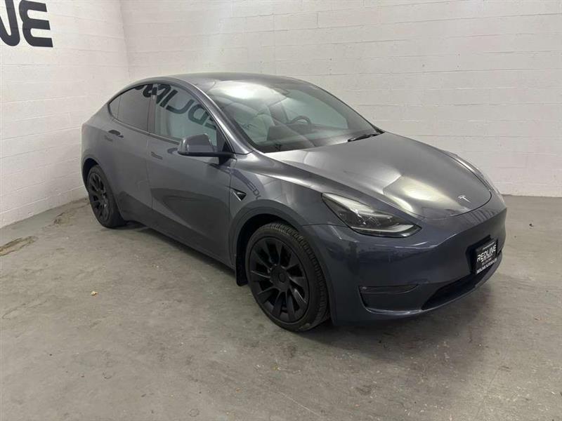 Tesla Model Y Long Range AWD 2023