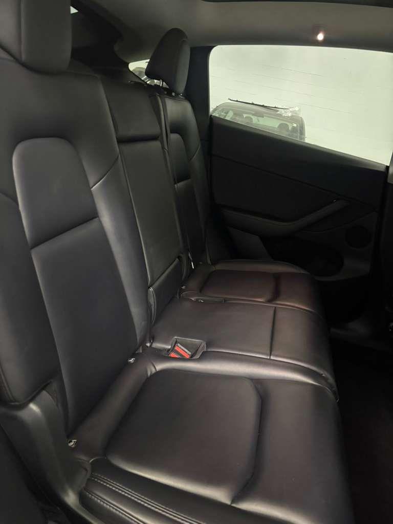 Tesla Model Y Long Range AWD 2023