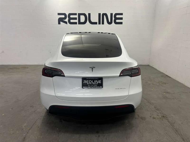 Tesla Model Y Long Range AWD 2023