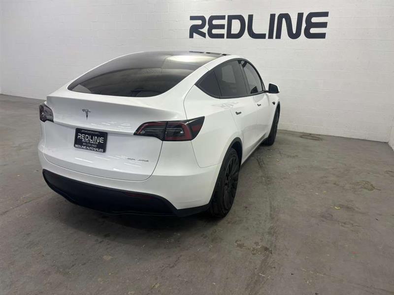 Tesla Model Y Long Range AWD 2023