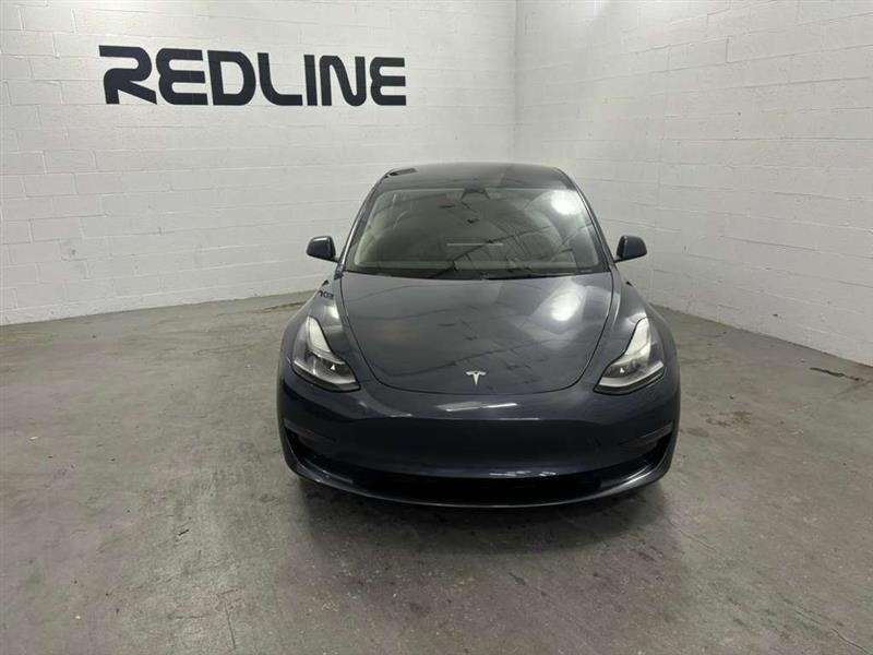 Tesla Model 3  2023