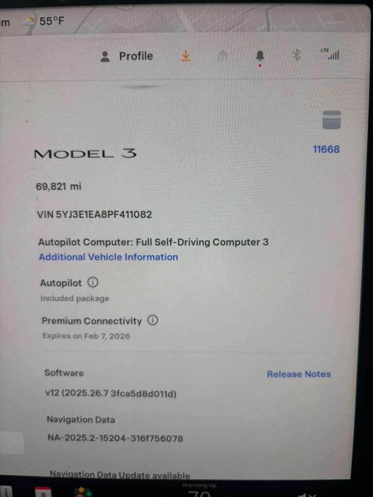Tesla Model 3  2023