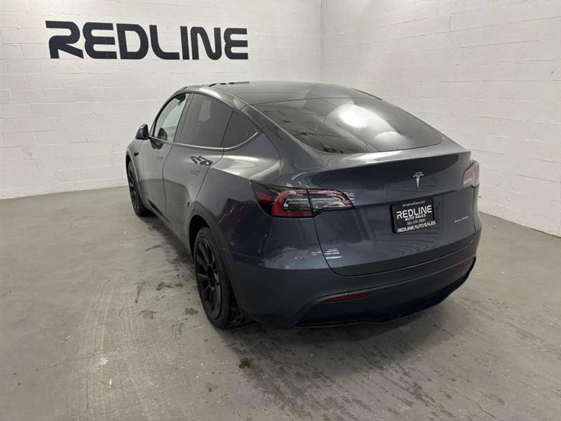 Tesla Model Y Long Range AWD 2023