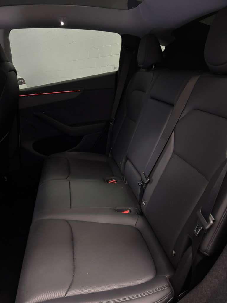 Tesla Model Y Long Range 2026