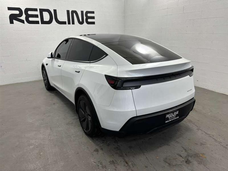 Tesla Model Y Long Range 2026