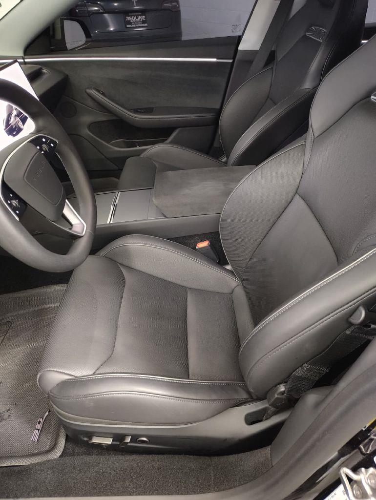 Tesla Model 3 Base 2024