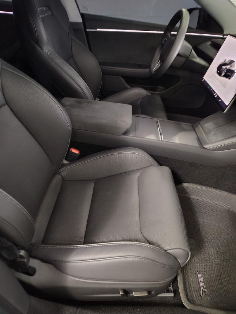 Tesla Model 3 Base 2024