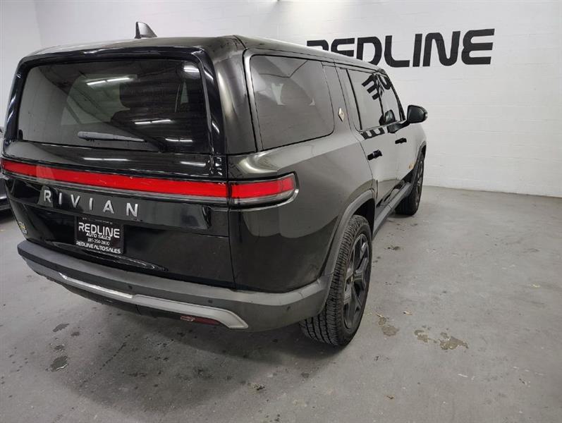 Rivian R1S Adventure 2023