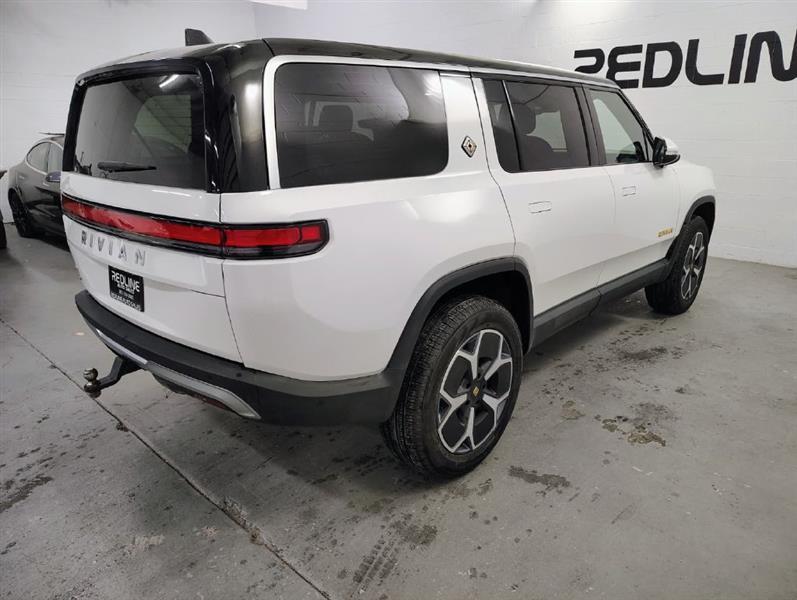 Rivian R1S Adventure 2024