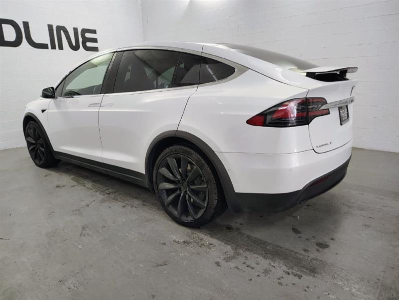 Tesla Model X 75D 2019