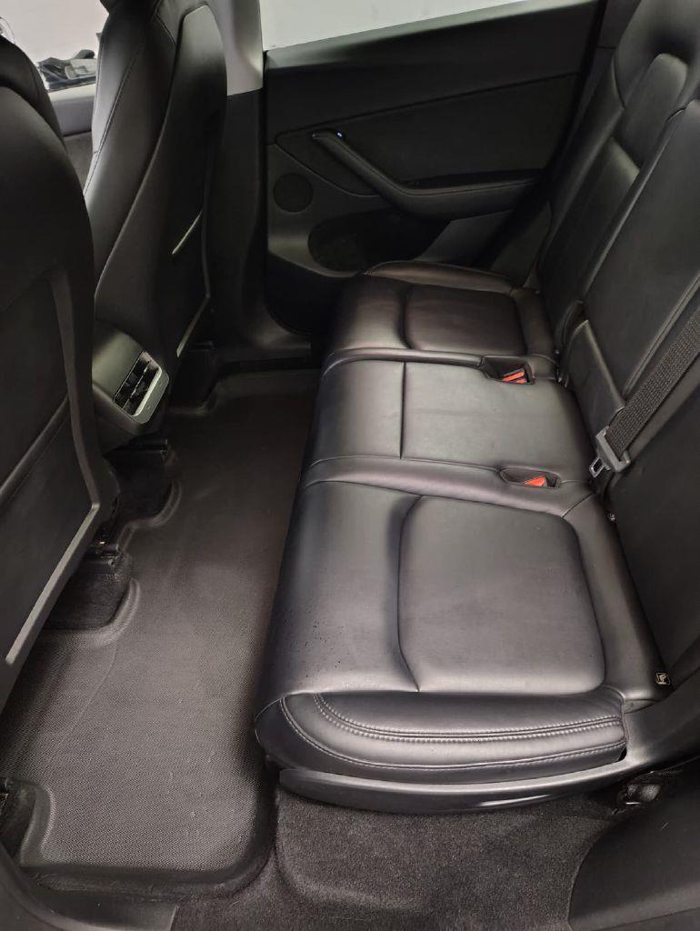 Tesla Model Y Long Range AWD 2023