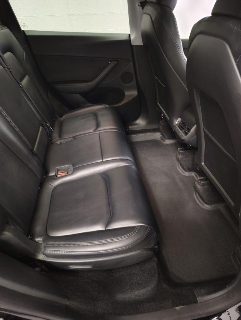 Tesla Model Y Long Range AWD 2023