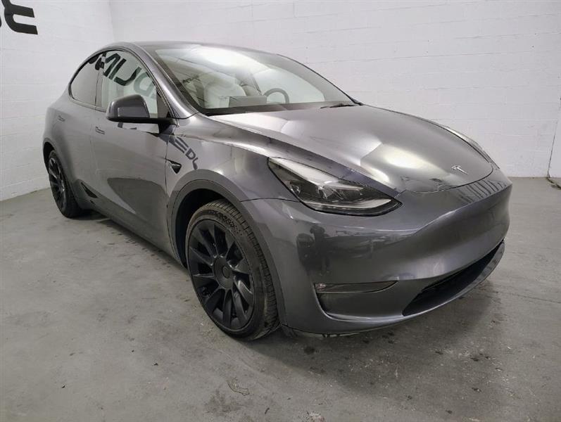 Tesla Model Y Long Range AWD 2023