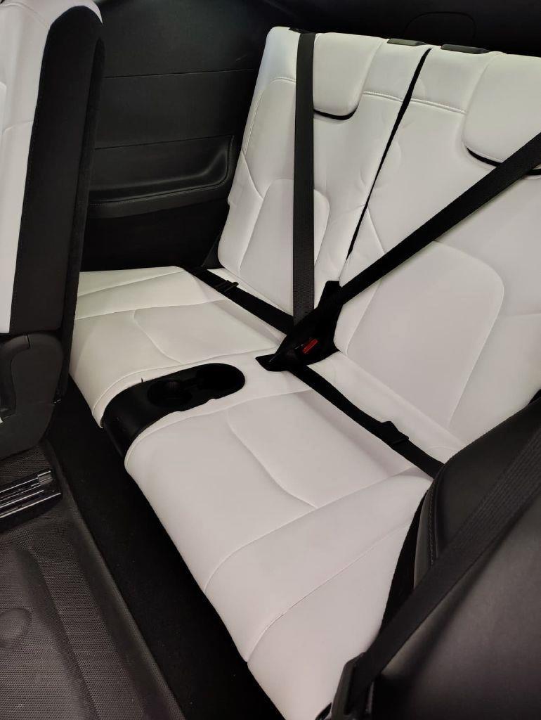 Tesla Model Y Long Range AWD 2023