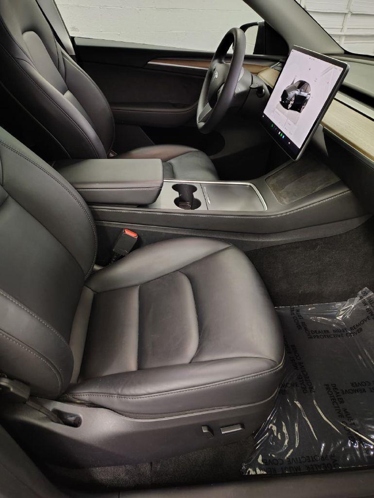 Tesla Model Y Long Range AWD 2024