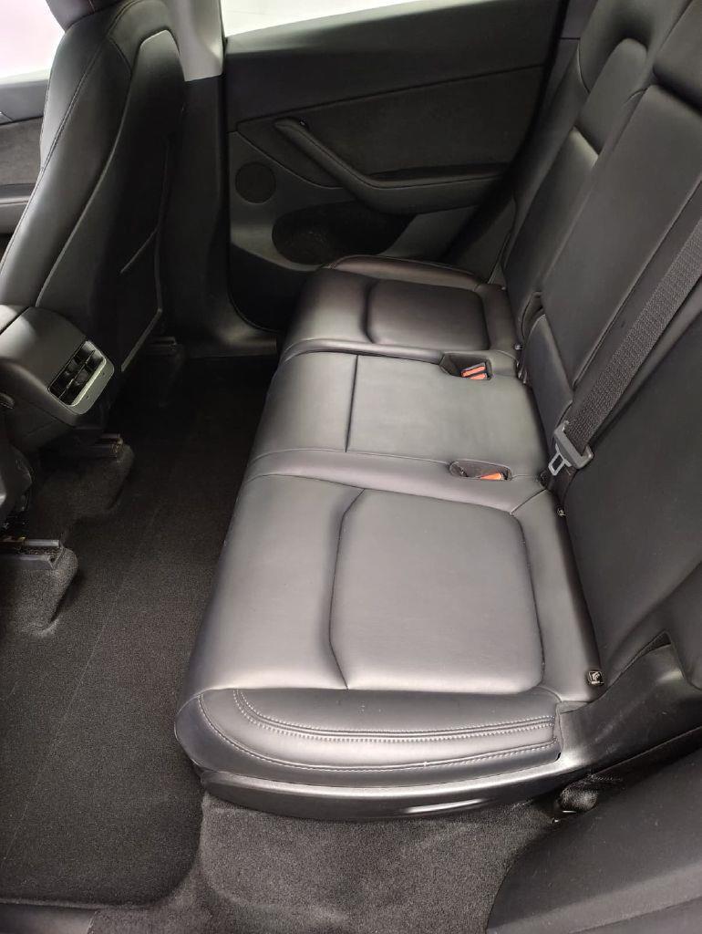 Tesla Model Y Long Range AWD 2024