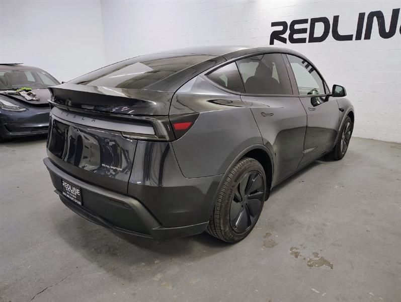 Tesla Model Y Long Range 2026