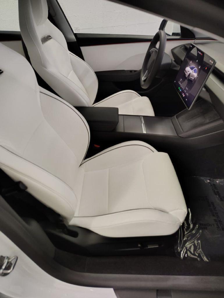 Tesla Model 3 Base 2024