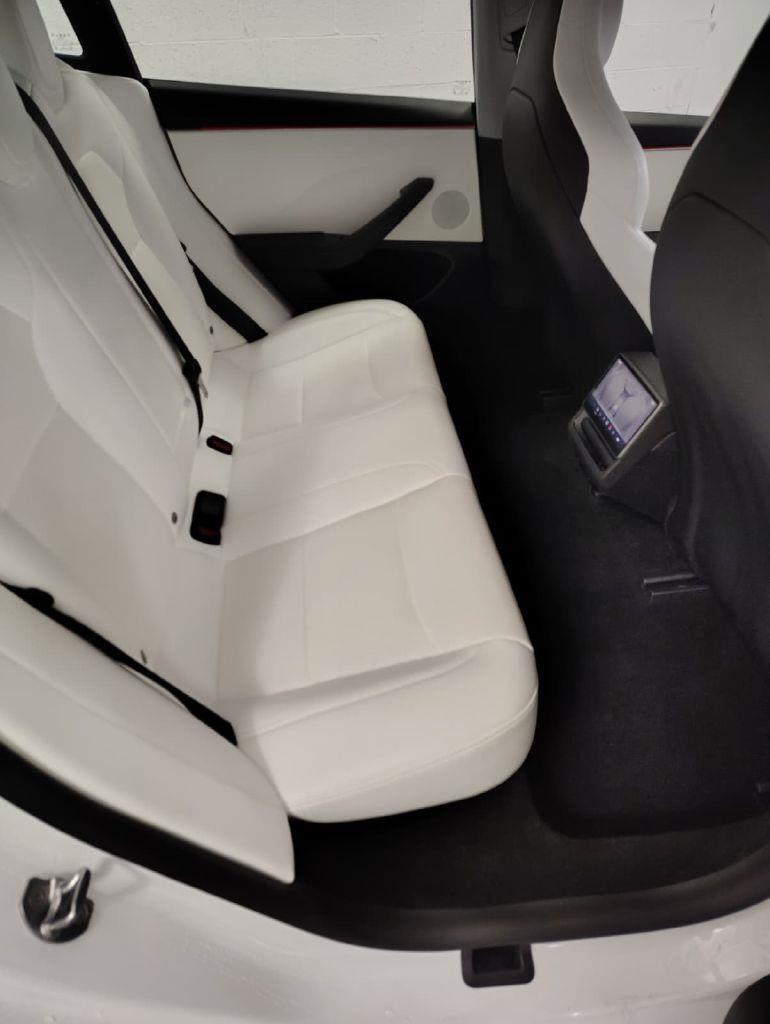 Tesla Model 3 Base 2024