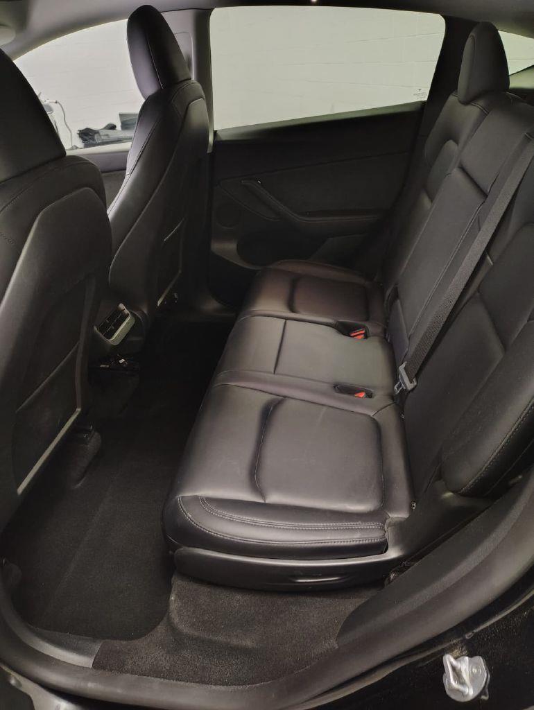 Tesla Model Y Long Range AWD 2023