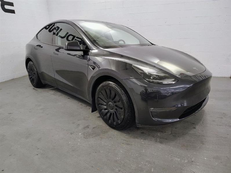 Tesla Model Y Long Range AWD 2024