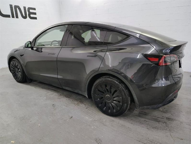 Tesla Model Y Long Range AWD 2024