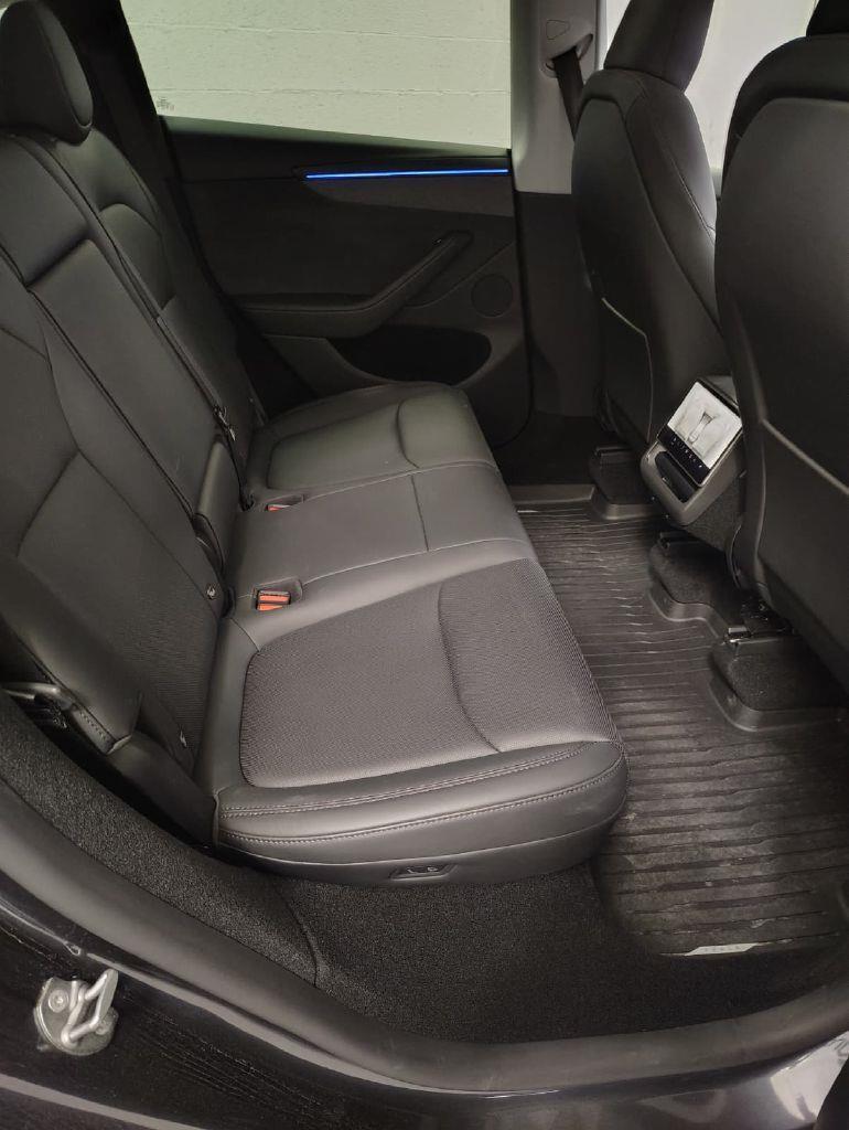 Tesla Model Y Long Range 2026