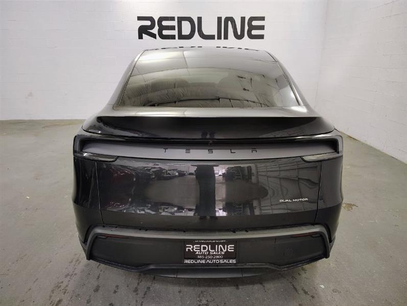 Tesla Model Y Long Range 2026