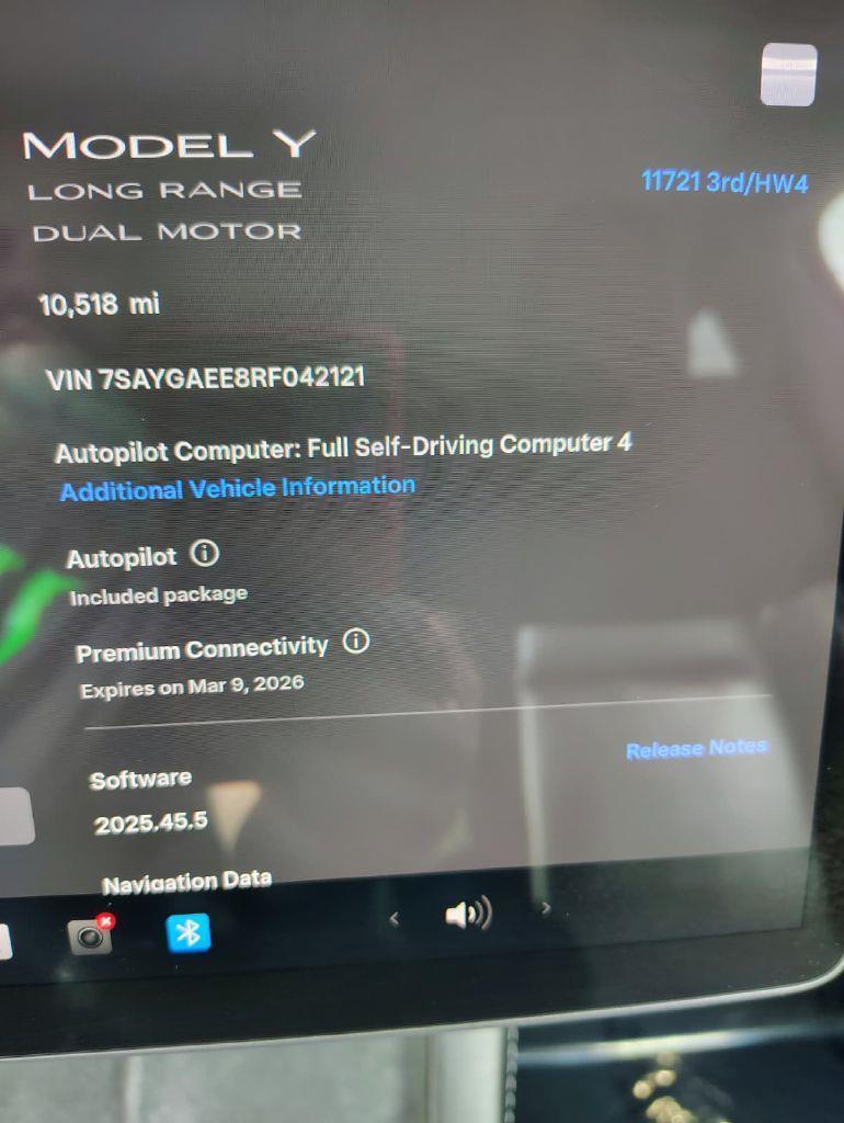 Tesla Model Y Long Range AWD 2024