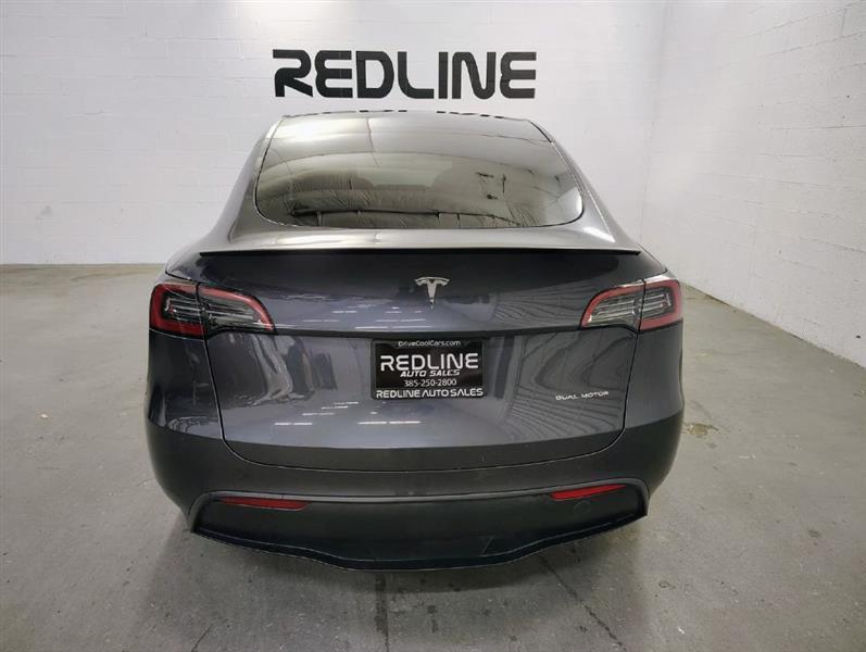 Tesla Model Y  2023